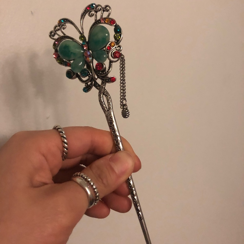 Traditional hair pin